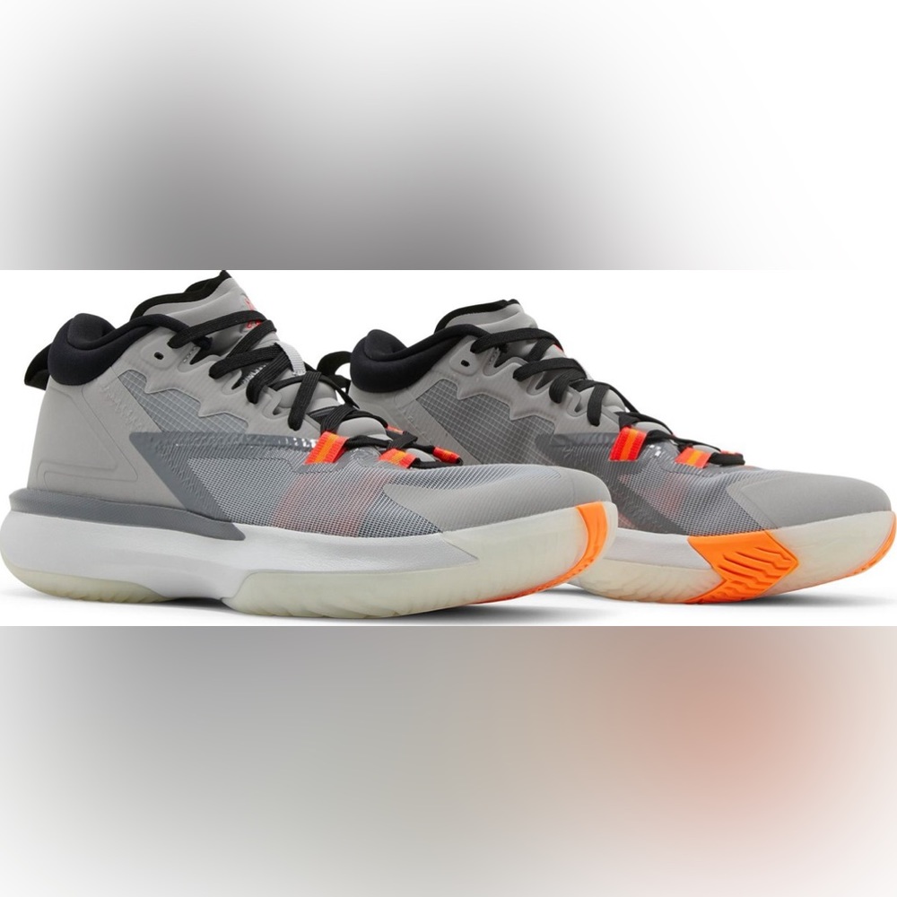 JORDAN
Zion 1 Light Smoke Grey Sneakers